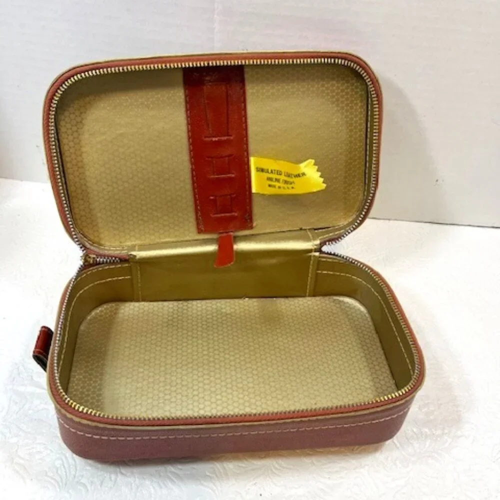 VTG Alfa Faux Leather Brown Toiletry Travel Accessory Zip Around Bag 8.5